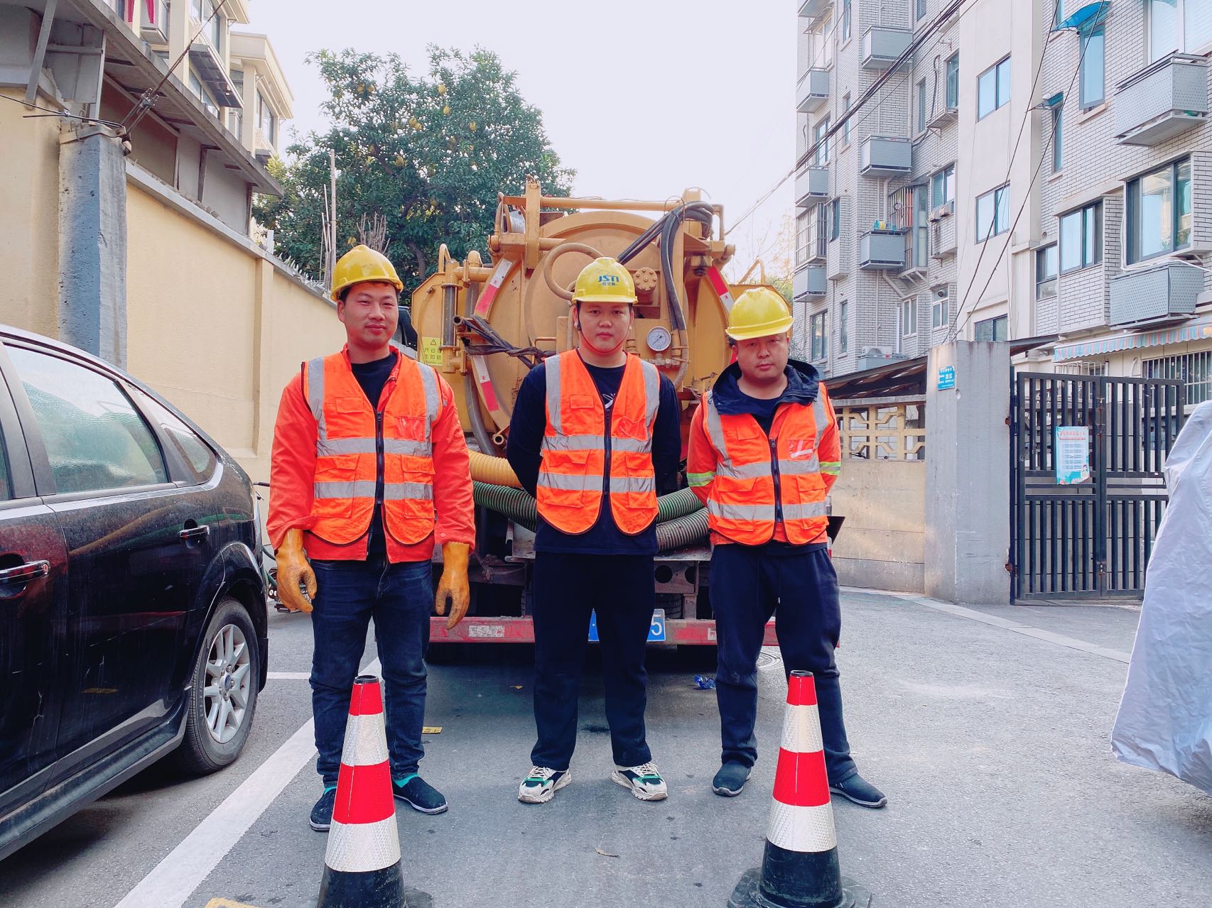 明园南京某小区管道清淤检测施工